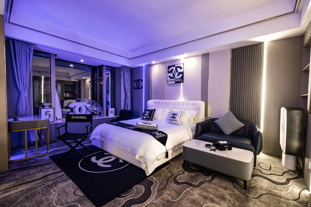 Postel nebo postele na pokoji v ubytování 中山明景