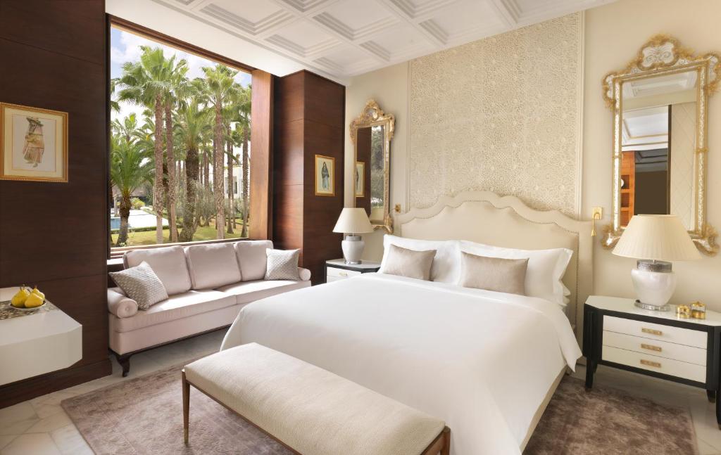 Postel nebo postele na pokoji v ubytování The Ritz-Carlton Rabat, Dar Es Salam