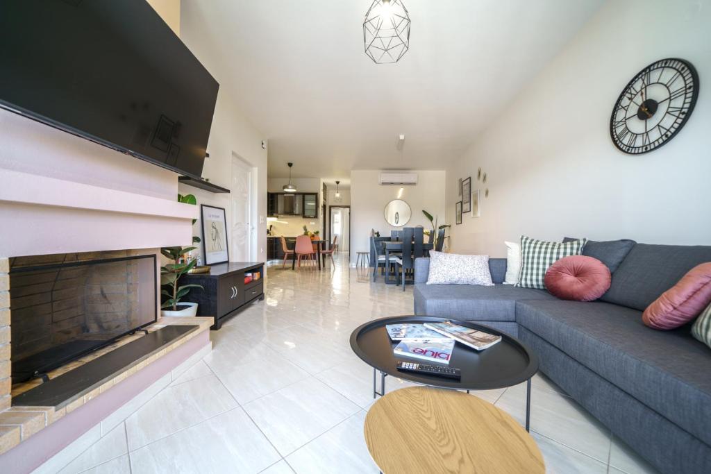 Χώρος καθιστικού στο Anemos apartment