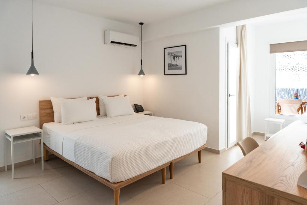 Sea Breeze Hotel - 17