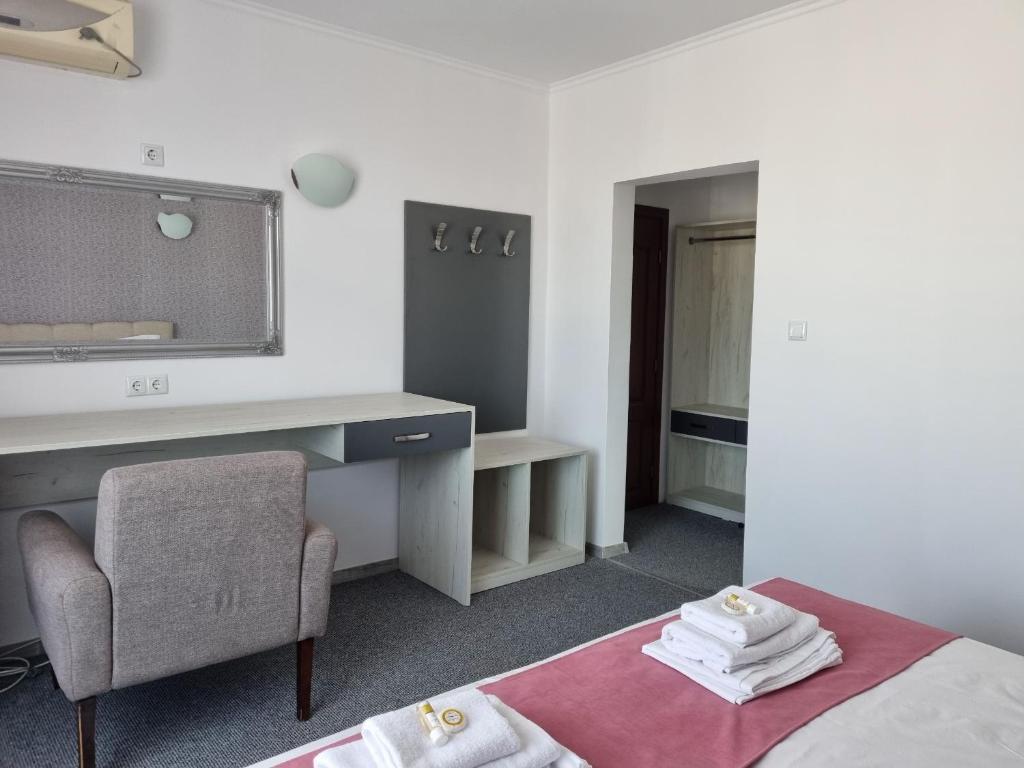 Postel nebo postele na pokoji v ubytování Dani beach Sozopol