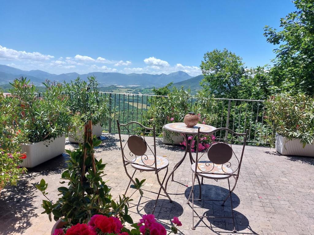 Nespecifikovaný výhled na hory nebo výhled na hory při pohledu z bed and breakfast