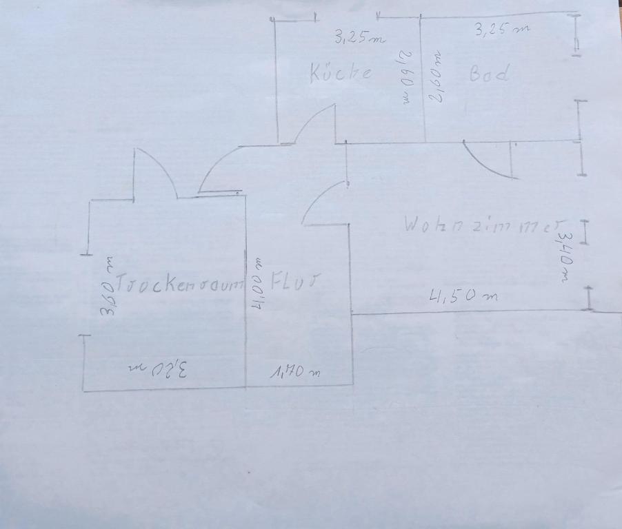 eine Zeichnung eines Grundrisses auf einem Whiteboard in der Unterkunft Ferienwohnung am Yachthafen in Ueckermünde