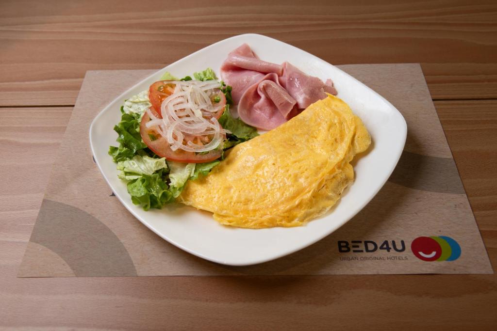 Jídlo v hotelu nebo okolí