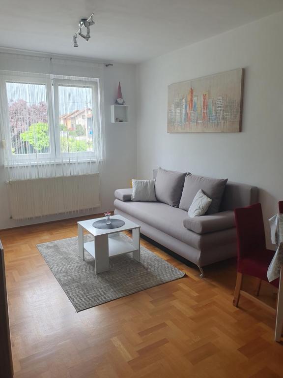Posedenie v ubytovaní Apartman Džakula