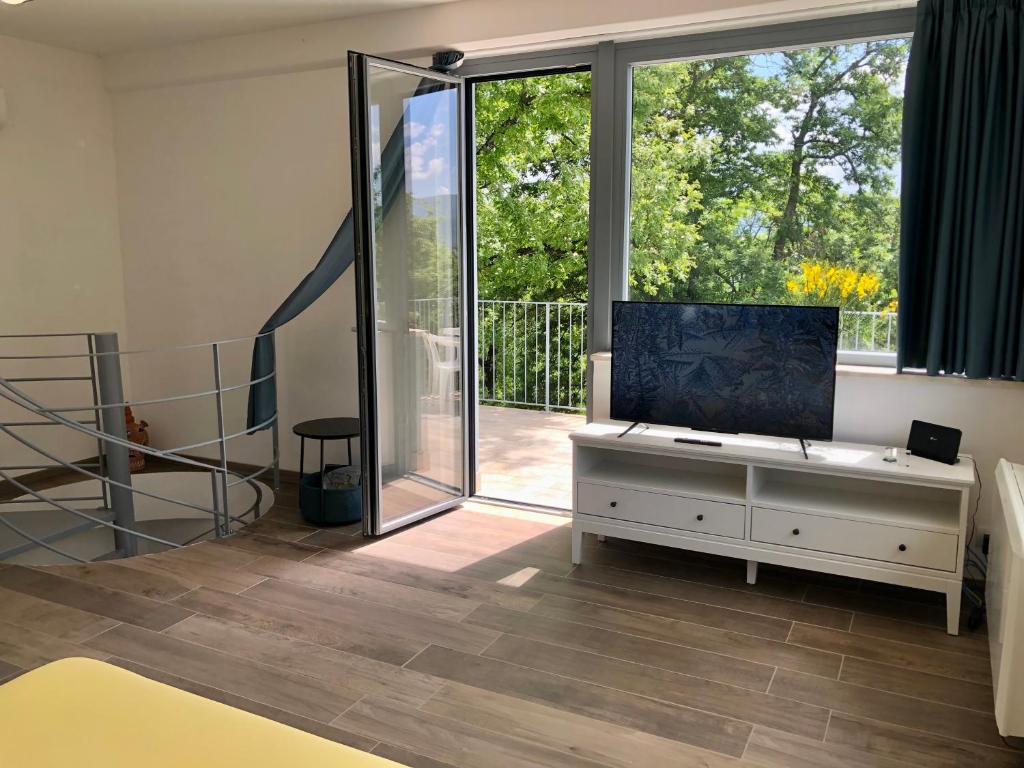 Balkón nebo terasa v ubytování Colonna House