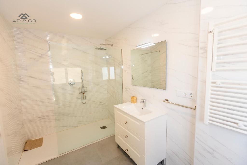 Fotografie z fotogalerie ubytování Deluxe apartment sea views La Herradura v destinaci La Herradura