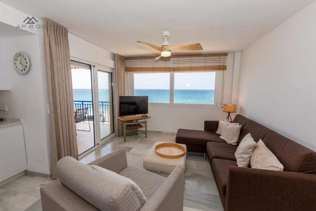 Fotografie z fotogalerie ubytování Deluxe apartment sea views La Herradura v destinaci La Herradura