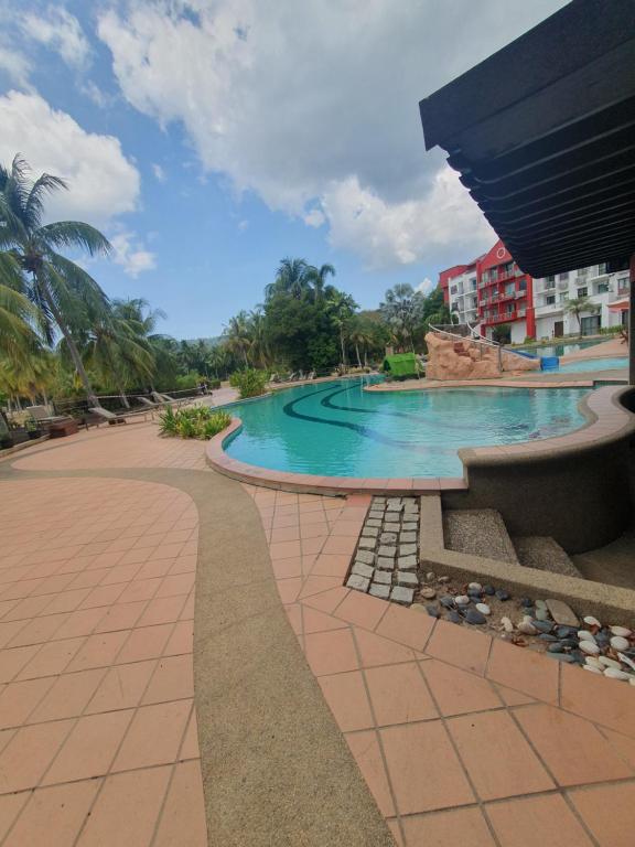 Bazén v ubytování Langkawi Lagoon Resort-Private Residence Unit nebo v jeho okolí