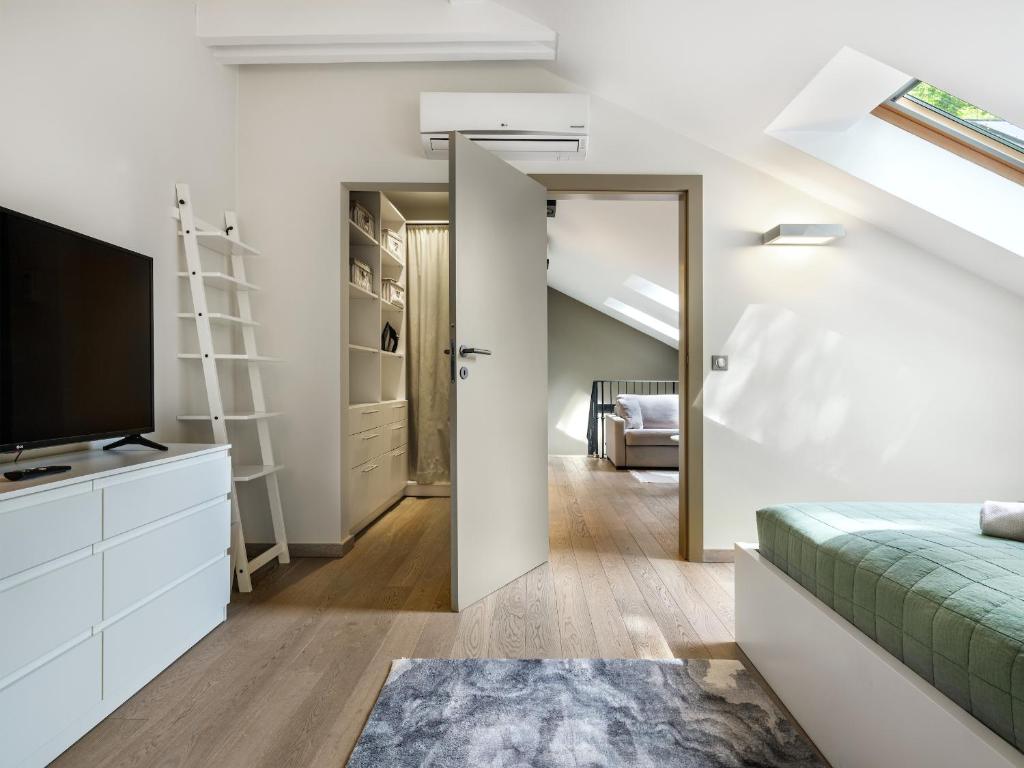 Tyzenhauz Villas - 13