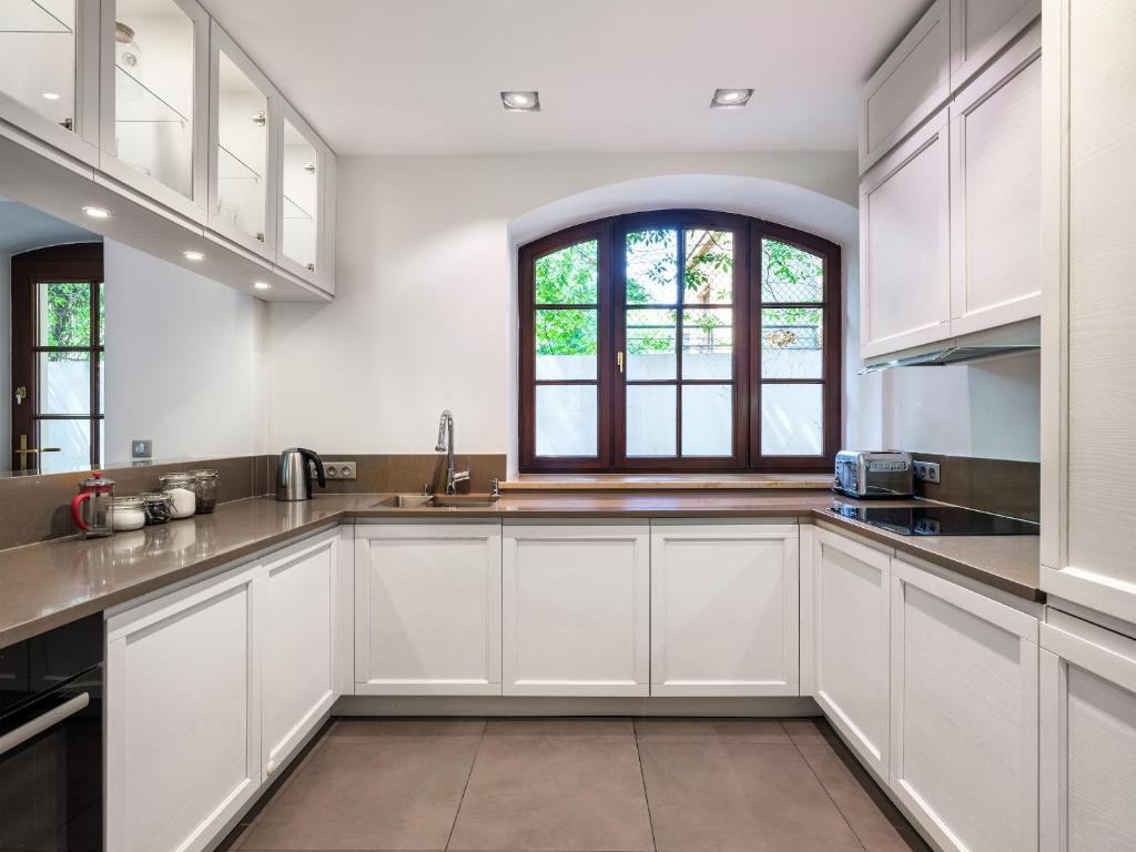 Tyzenhauz Villas - 3