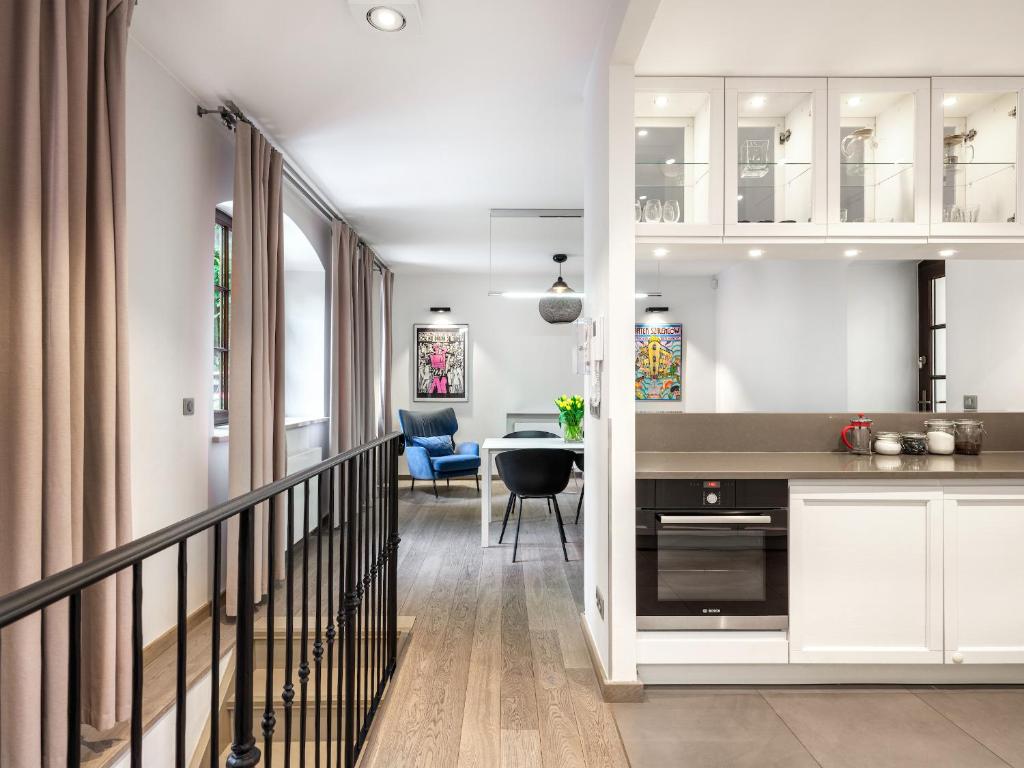 Tyzenhauz Villas - 9