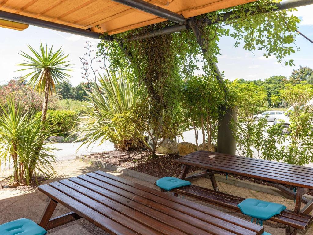 Zahrada ubytování hotelF1 Lorient