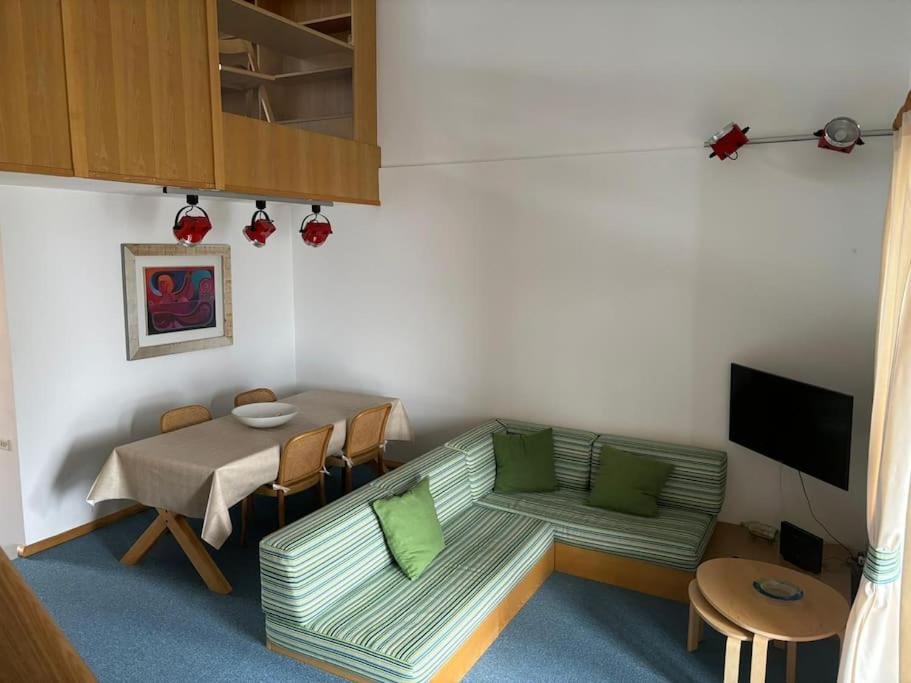 Posezení v ubytování Lake Como Serenity Suite