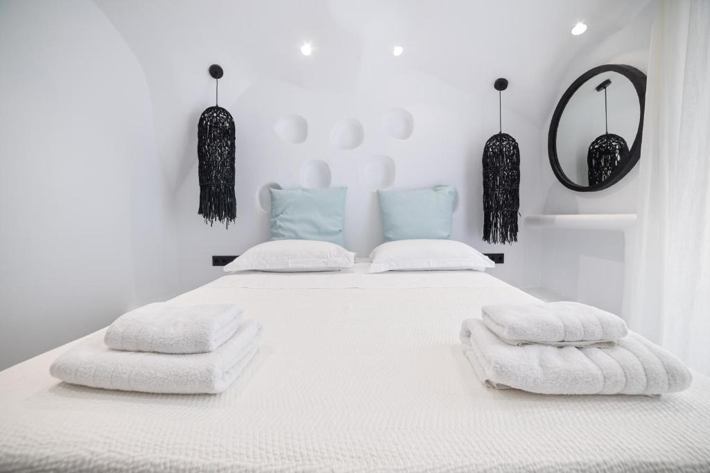 Naxos Cave Suites - 1