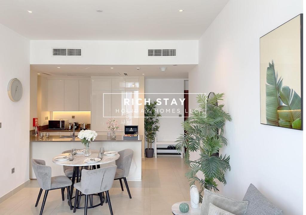 فوق العاده 1BR در مارینا گیت 2، نمای کامل مارینا