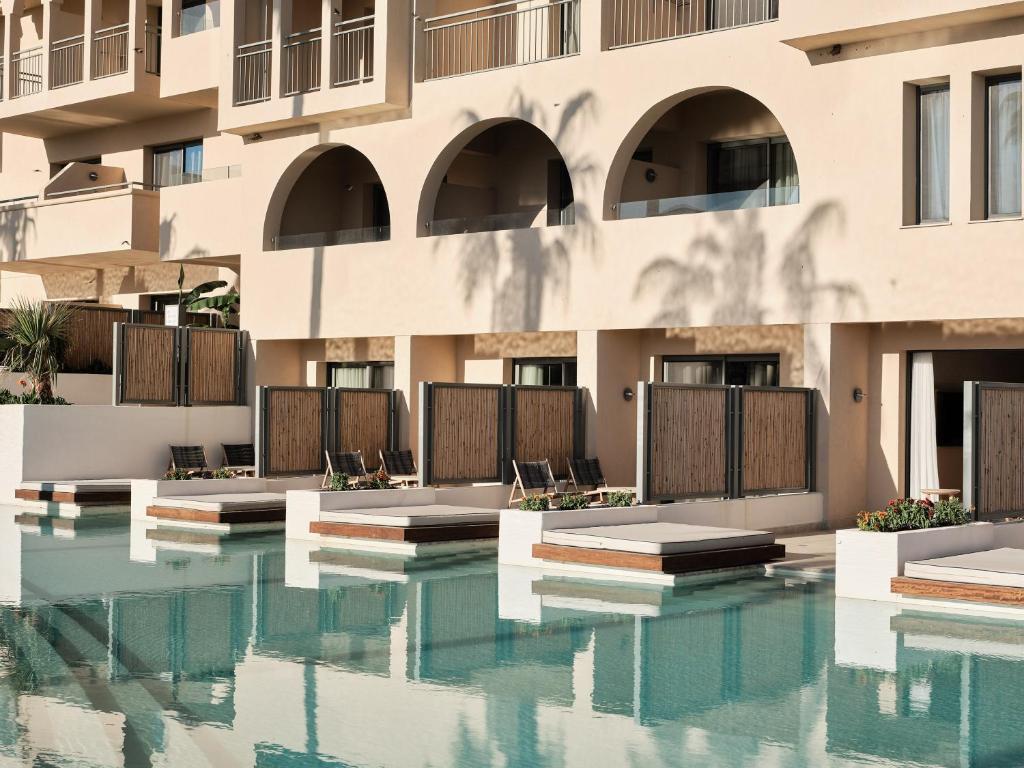 MERAVIA Leonardo Limited Edition - Adults Only - 19