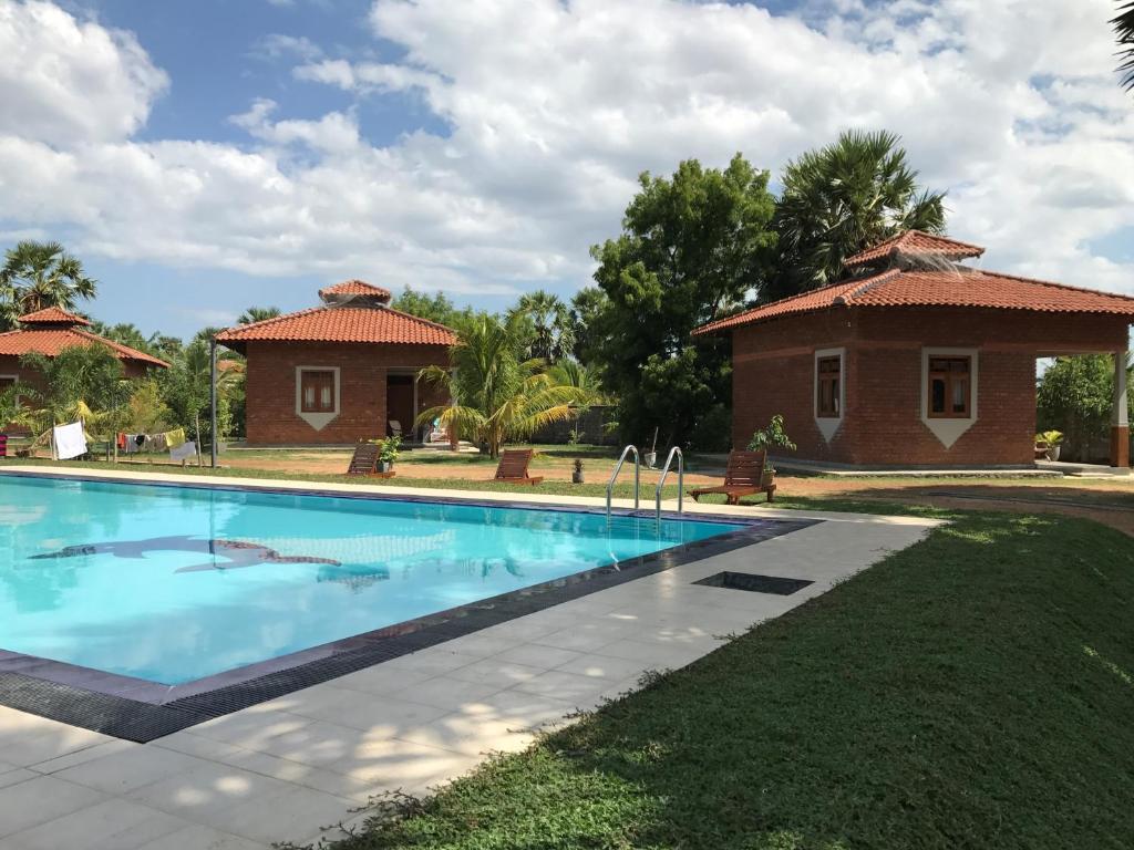 Bazén v ubytování Aki Villa nebo v jeho okolí