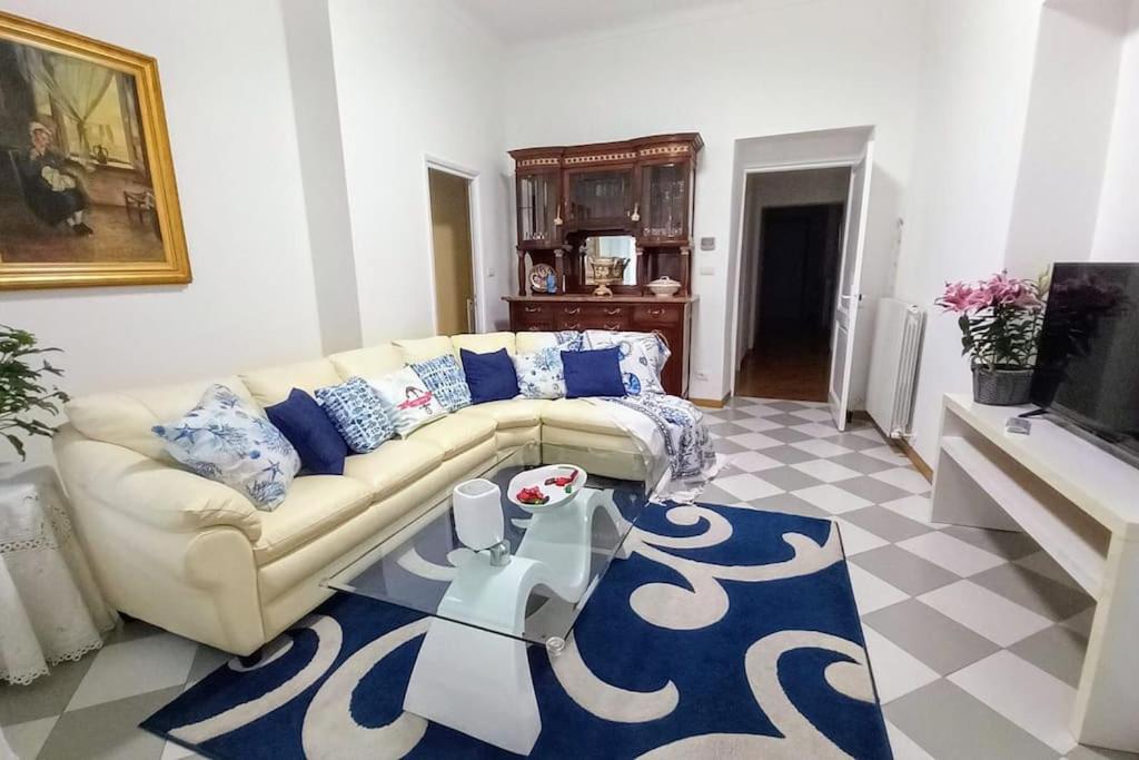 Χώρος καθιστικού στο Casa Vacanze Oro Blu Sanremo