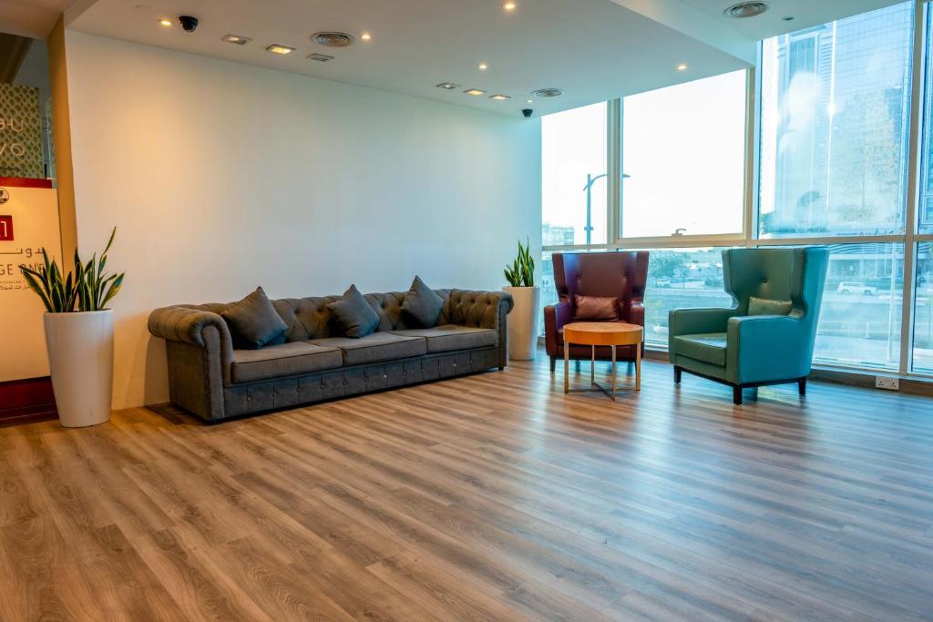 Premier Inn Abu Dhabi Capital Centre - Resim 33