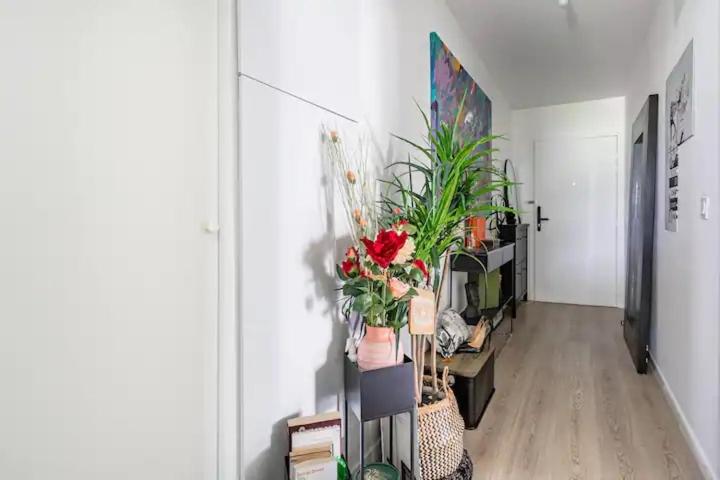 Fotografie z fotogalerie ubytování Residence Abraham - Bed and Breakfast Guest Room 2 LaDéfense U-Arena #Parking #Terasse #Fibre #Netflix v destinaci Colombes