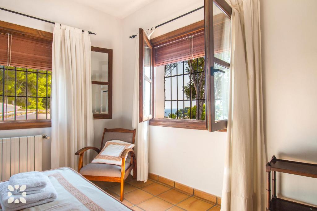 Postel nebo postele na pokoji v ubytování Villa Las Salinas by Abahana Villas