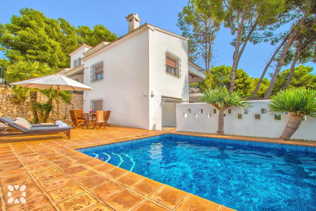 Bazén v ubytování Villa Las Salinas by Abahana Villas nebo v jeho okolí
