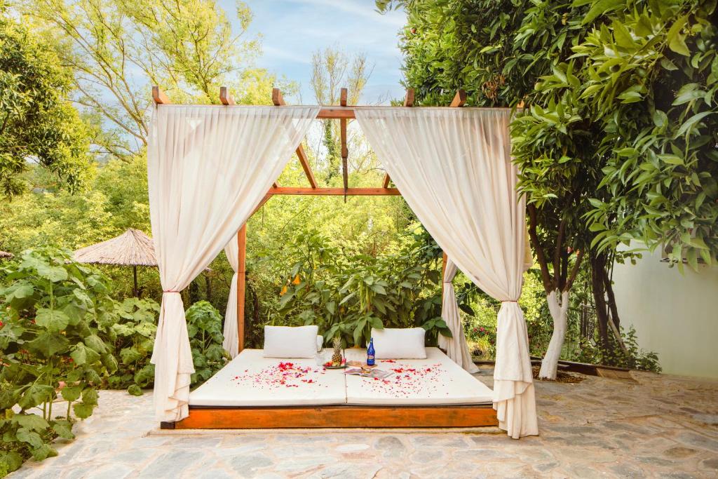 Orange Garden Hotel Akyaka, 아키아카 (2025년 최신 요금) Orange Garden Hotel Akyaka, 아키아카, 튀르키예