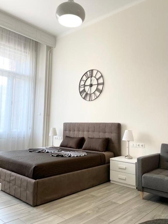 Trigon Palace - Family Two-Bedroom Apartment With View