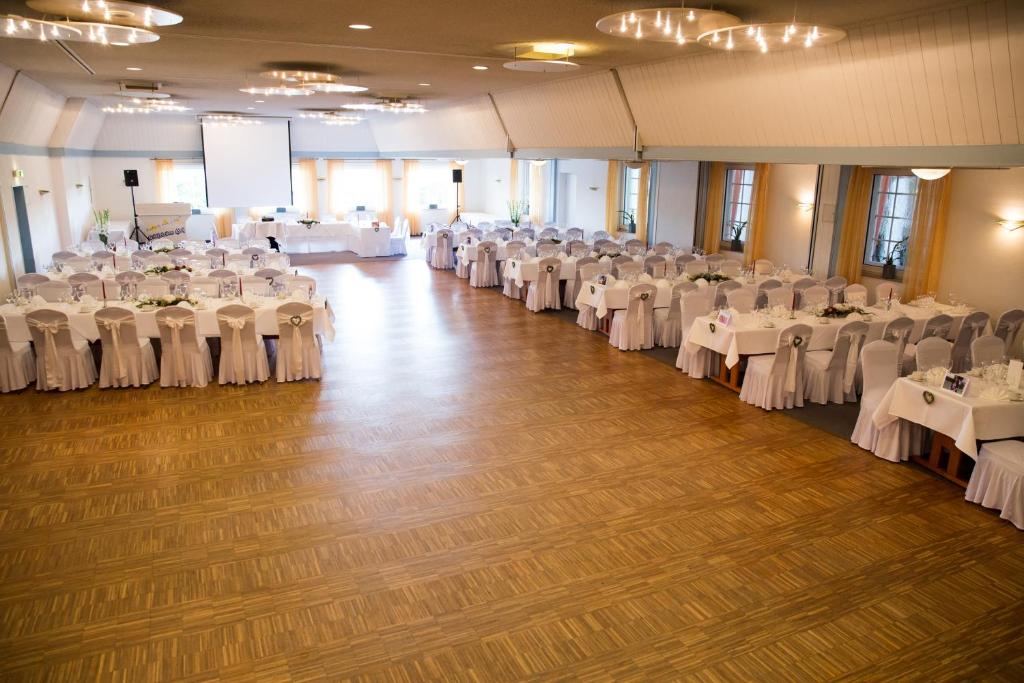 Restaurace v ubytování Hotel Ostfriesen Hof