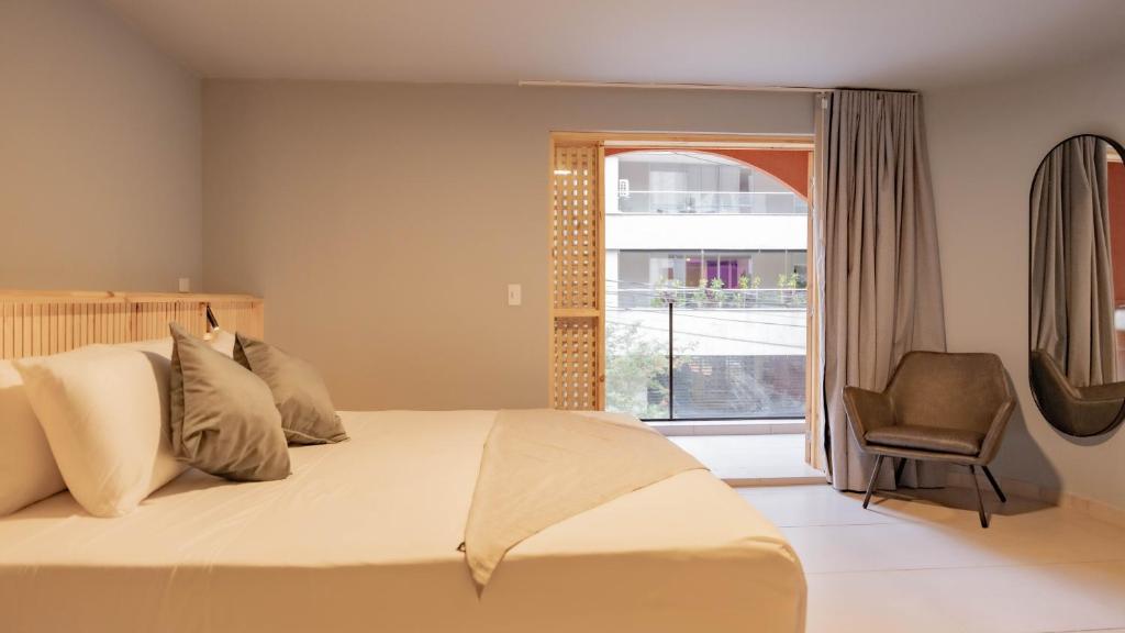 Postel nebo postele na pokoji v ubytování Leviu by Bernalo Hotels