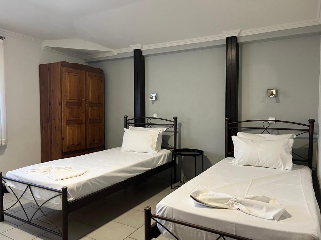 Postel nebo postele na pokoji v ubytování Marlen Luxury Studios & Apartments