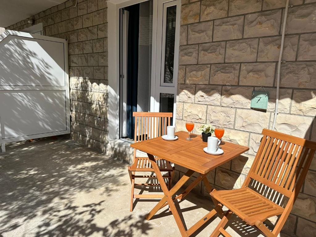 Patio nebo venkovní prostory v ubytování Guest House Kovacevic