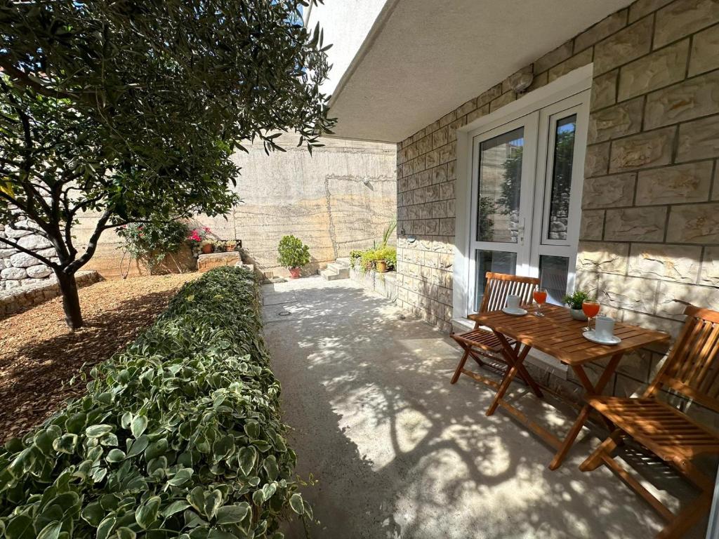 Zahrada ubytování Guest House Kovacevic