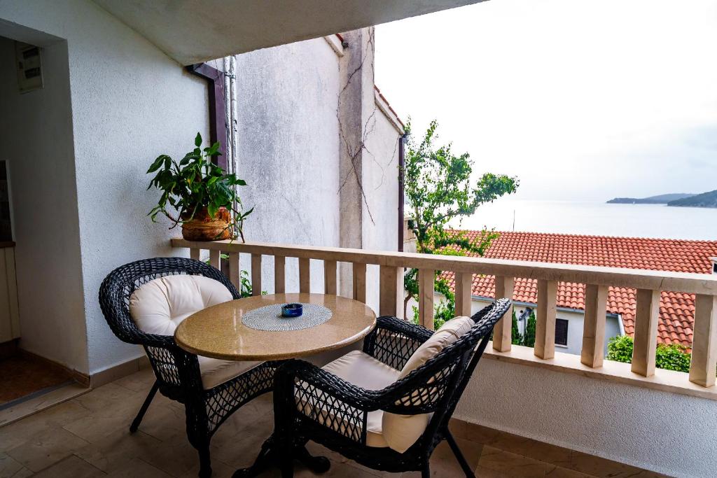 Apartments Horizont - Studio Apartment With Sea View