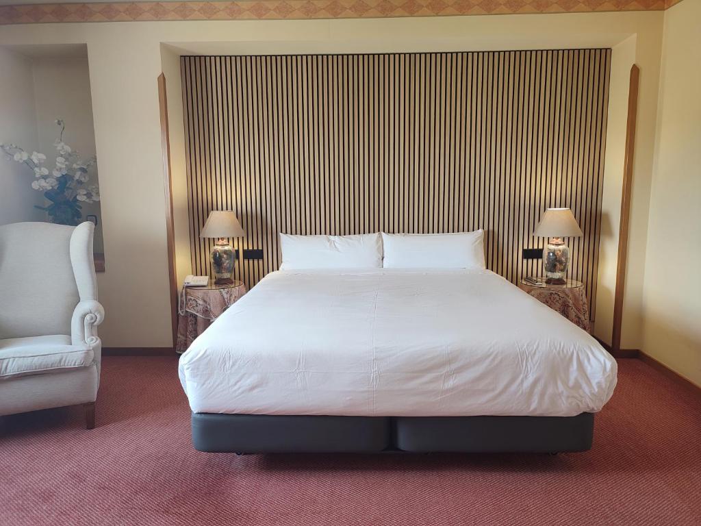 Hotel Sercotel Cuatro Postes - Suite Junior