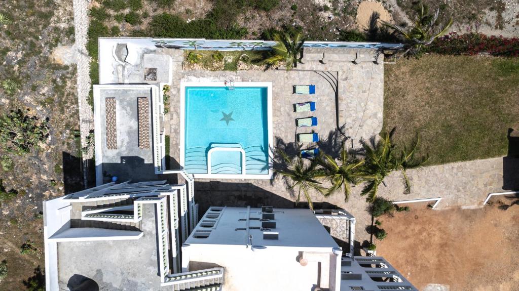 Bazén v ubytování Avana Resort Watamu nebo v jeho okolí