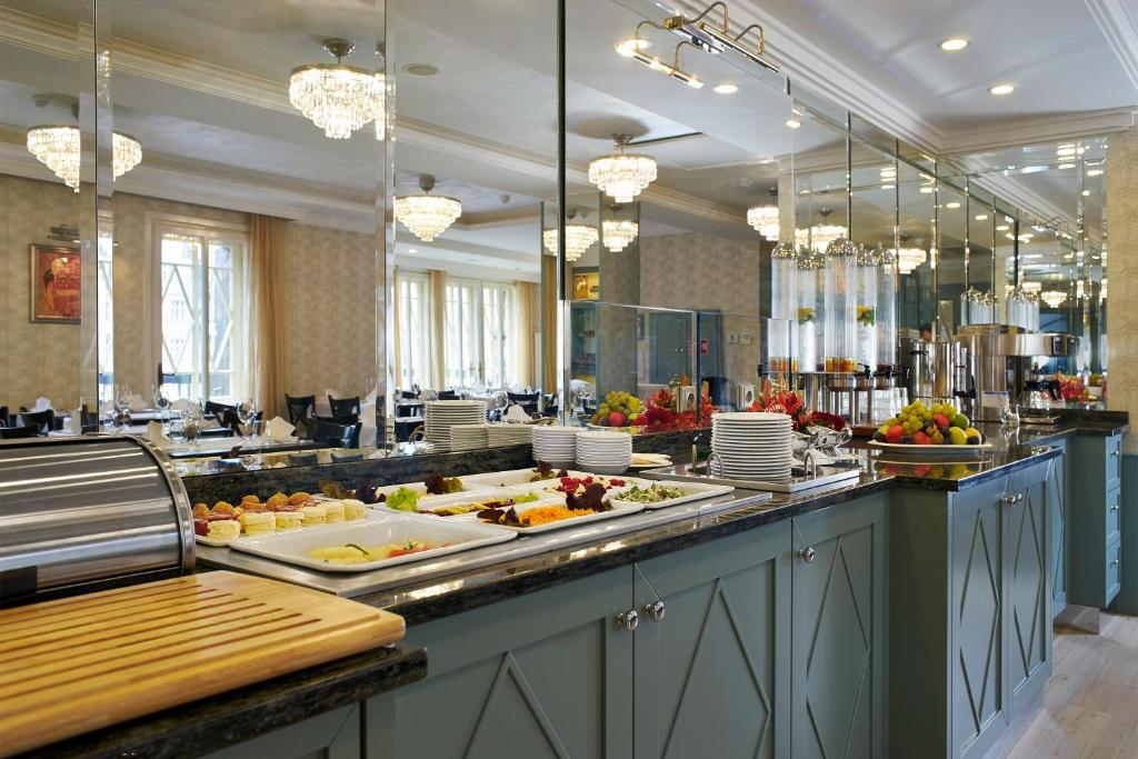 EA Hotel Atlantic Palace - Resim 13