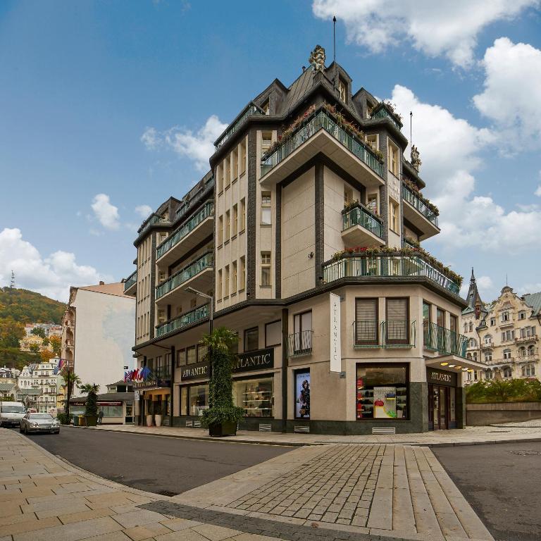 Budova, kde se hotel nachází