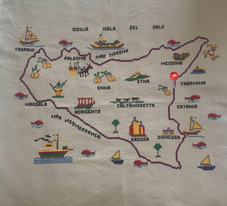 Gallery image of "Du' I Mazzi" Stanza Etna in Giardini Naxos