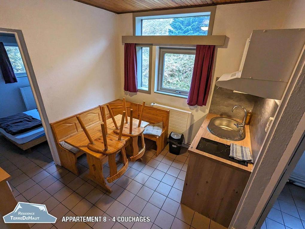Résidence Terre de Haut - Two-Bedroom Apartment