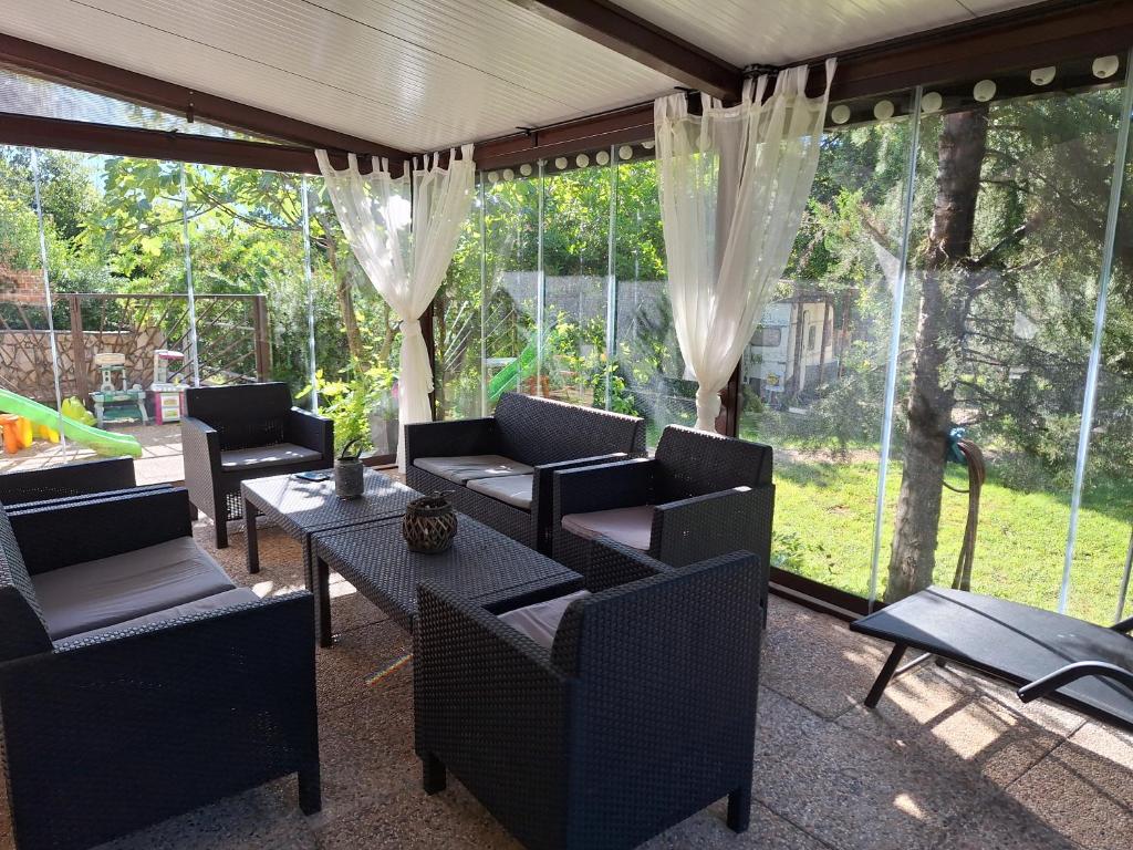 Zdjęcie z galerii obiektu Holiday home Istra w mieście Pavicini