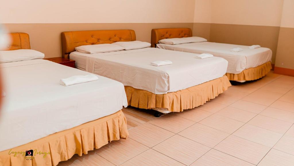 Imperial Ridge Pension House - Salle Familiale Avec Balcon