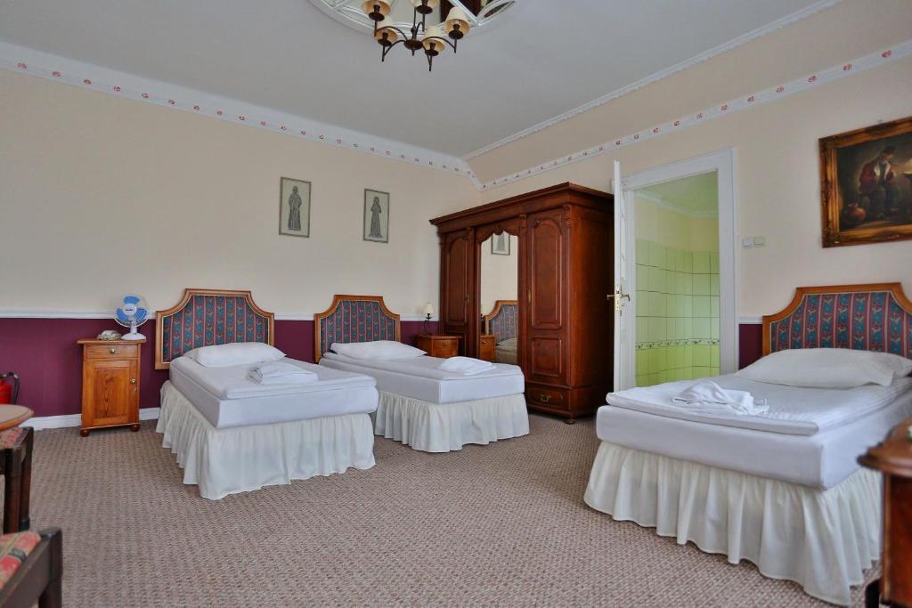 Hotel Garden - Triple Room