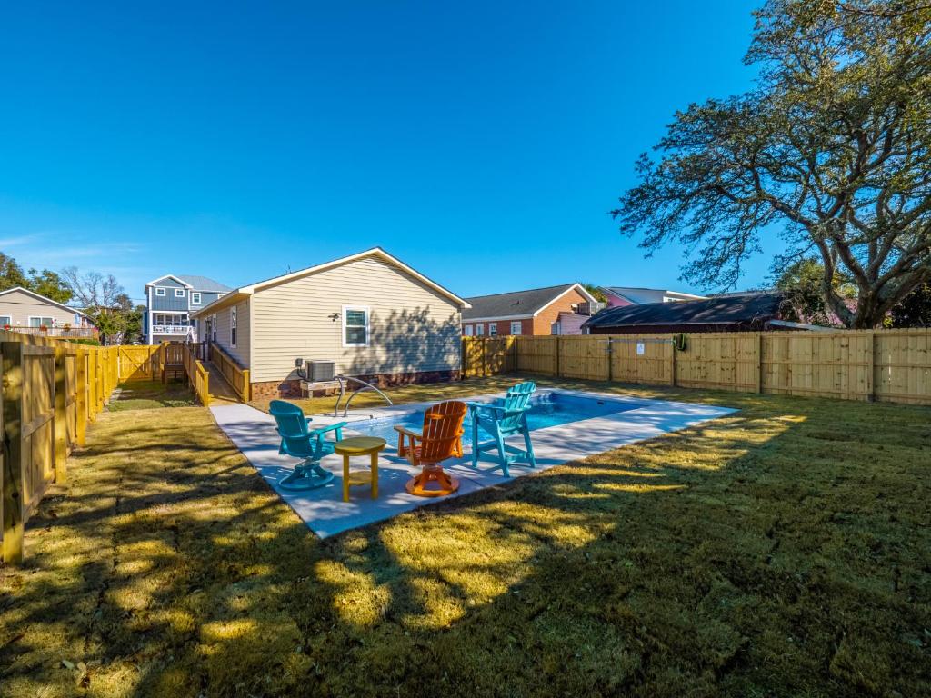 Swimmingpoolen hos eller tæt på Carolina Cottage