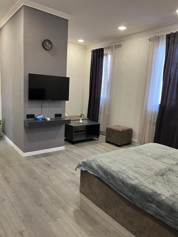 Haya Guest House - Deluxe Double Room