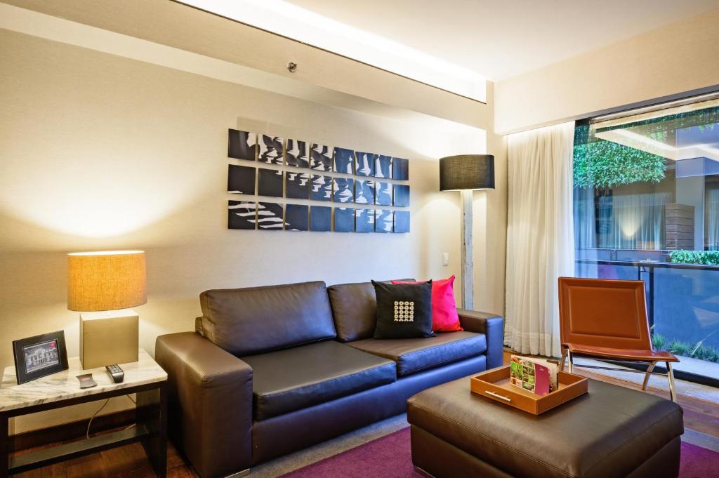 Las Suites Campos Eliseos photo