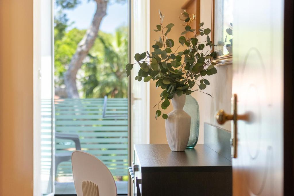 Hotel Adriatica con Piscina - Resim 41