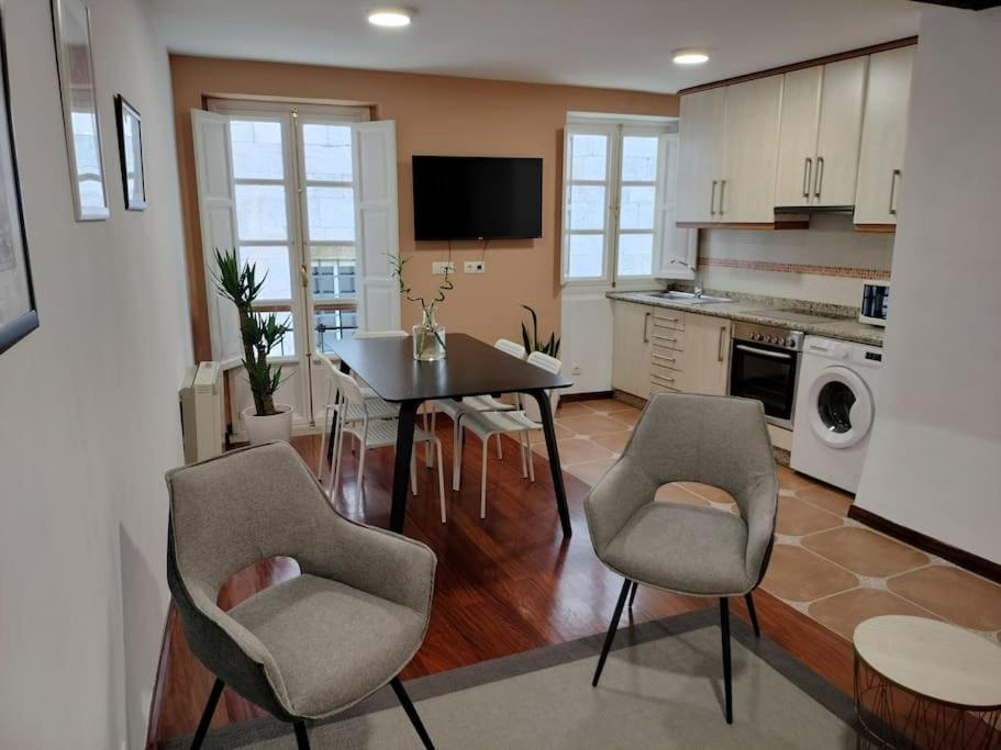 Η κουζίνα ή μικρή κουζίνα στο A 100 metros Catedral, 3º -Galería -Duplex