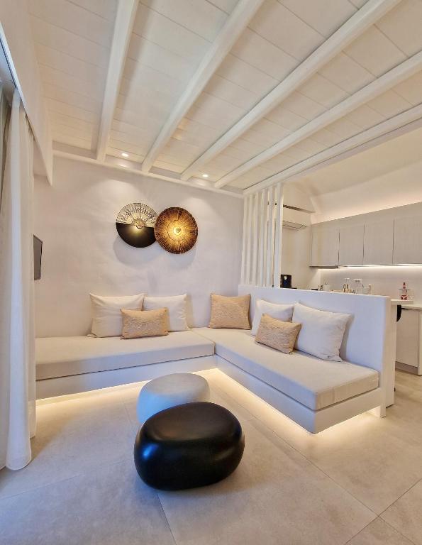 Posezení v ubytování AGADA Folegandros Suites & Villas